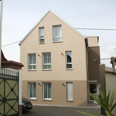 Hotel Schlafgut Domhof Erleben 3*